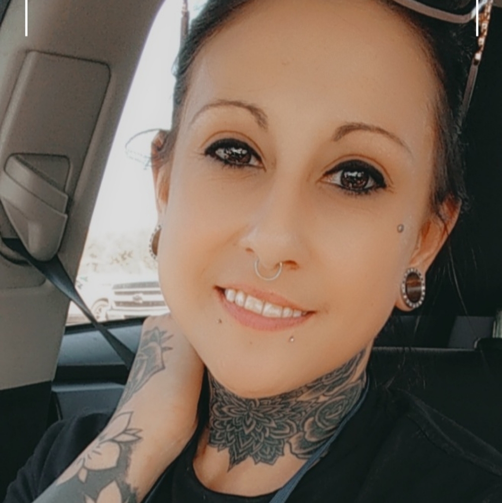 Meet your Posher, Raeann